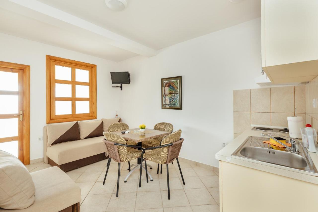 Premium Spot Apartments Херцег-Нови Экстерьер фото